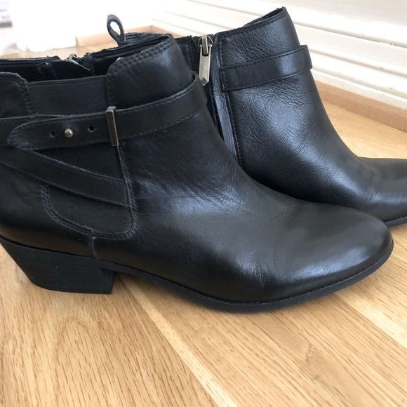 Sam Edelman black leather stacked heel bootie - Picture 4 of 4